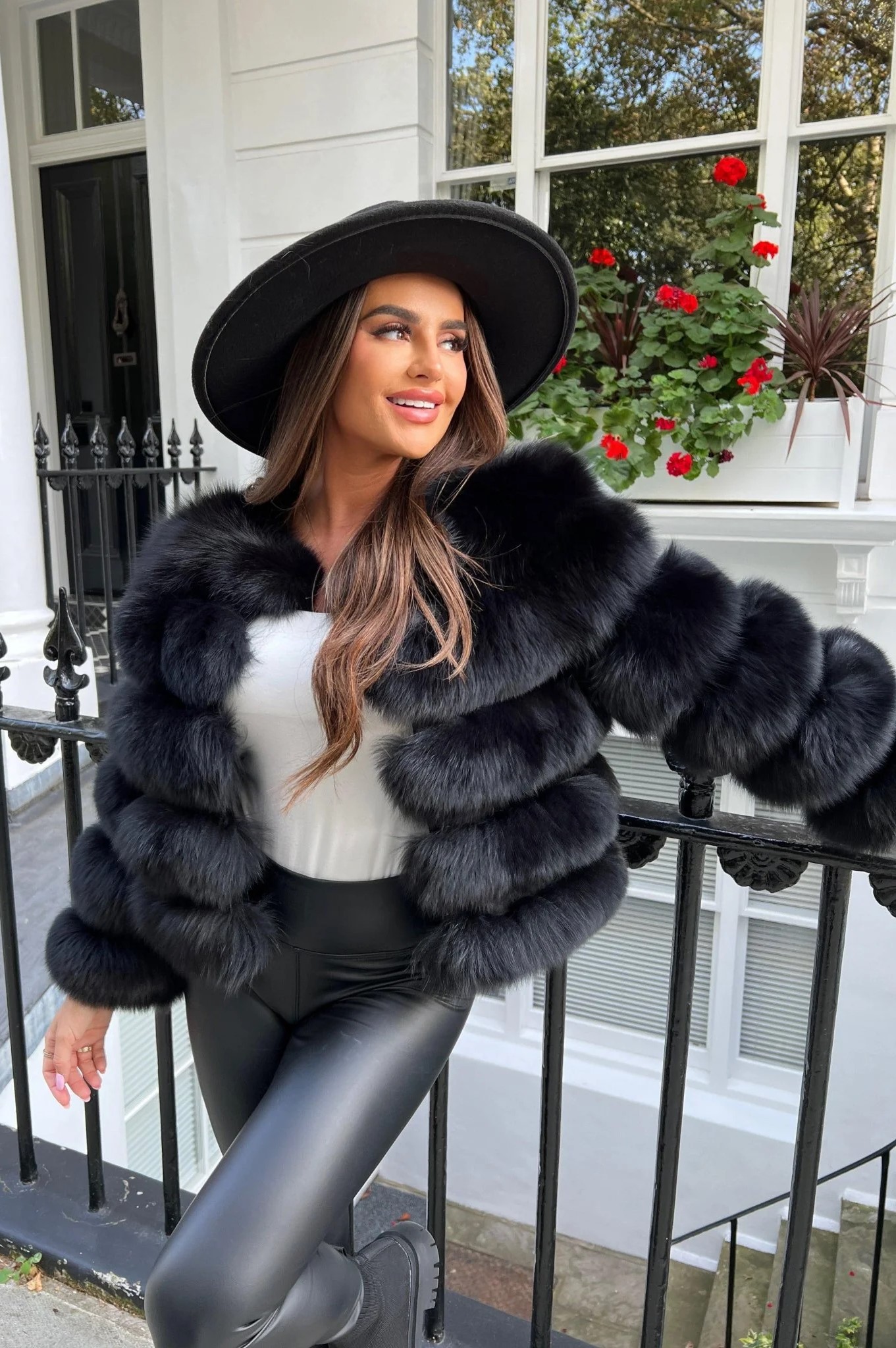 black-luxury-fur-5-row-cropped-sleeve-jacket-928565